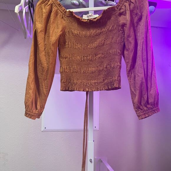 OOTDFash Bronze Crop Top - Picture 3 of 3